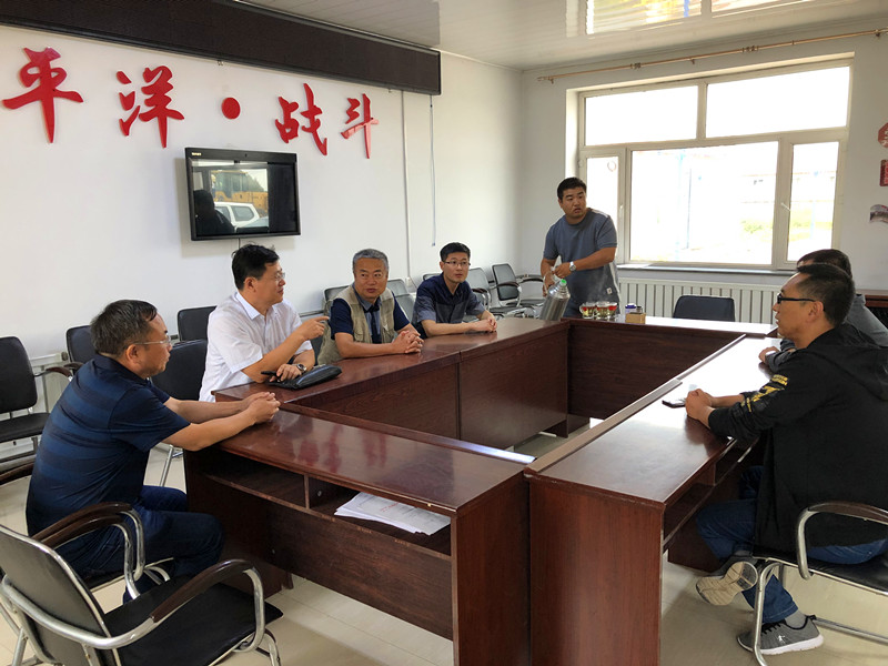 战斗村调研座谈会 战斗村调研座谈会